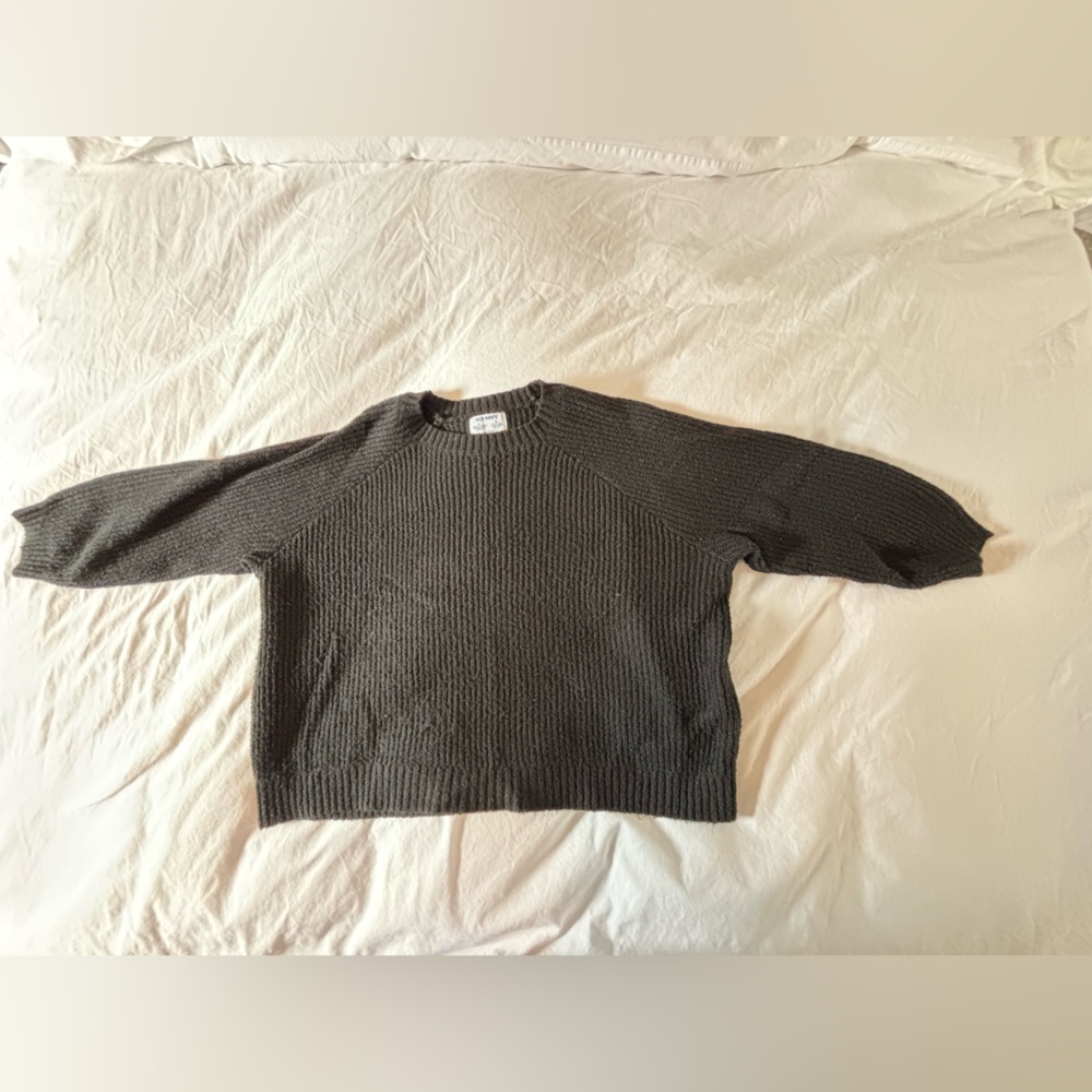Women’s Old Navy Black Knit Sweater